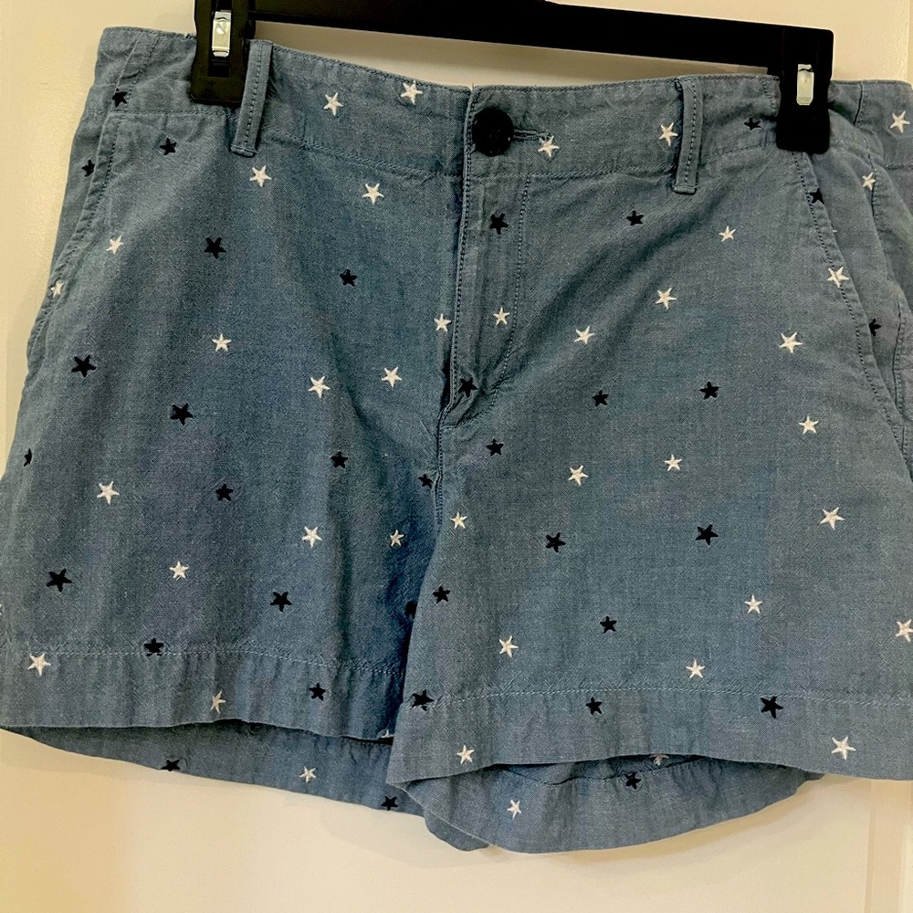 Loft shorts with cute stars